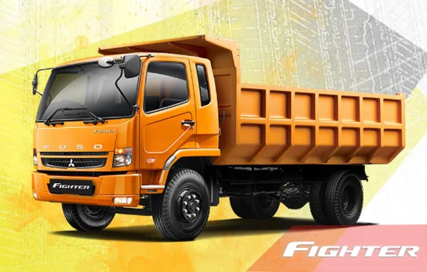 Mitsubishi Blitar Fuso Fighter Front